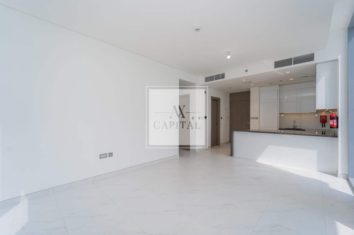 Brand New | Negotiable | Spacious | Lagoon View - 3