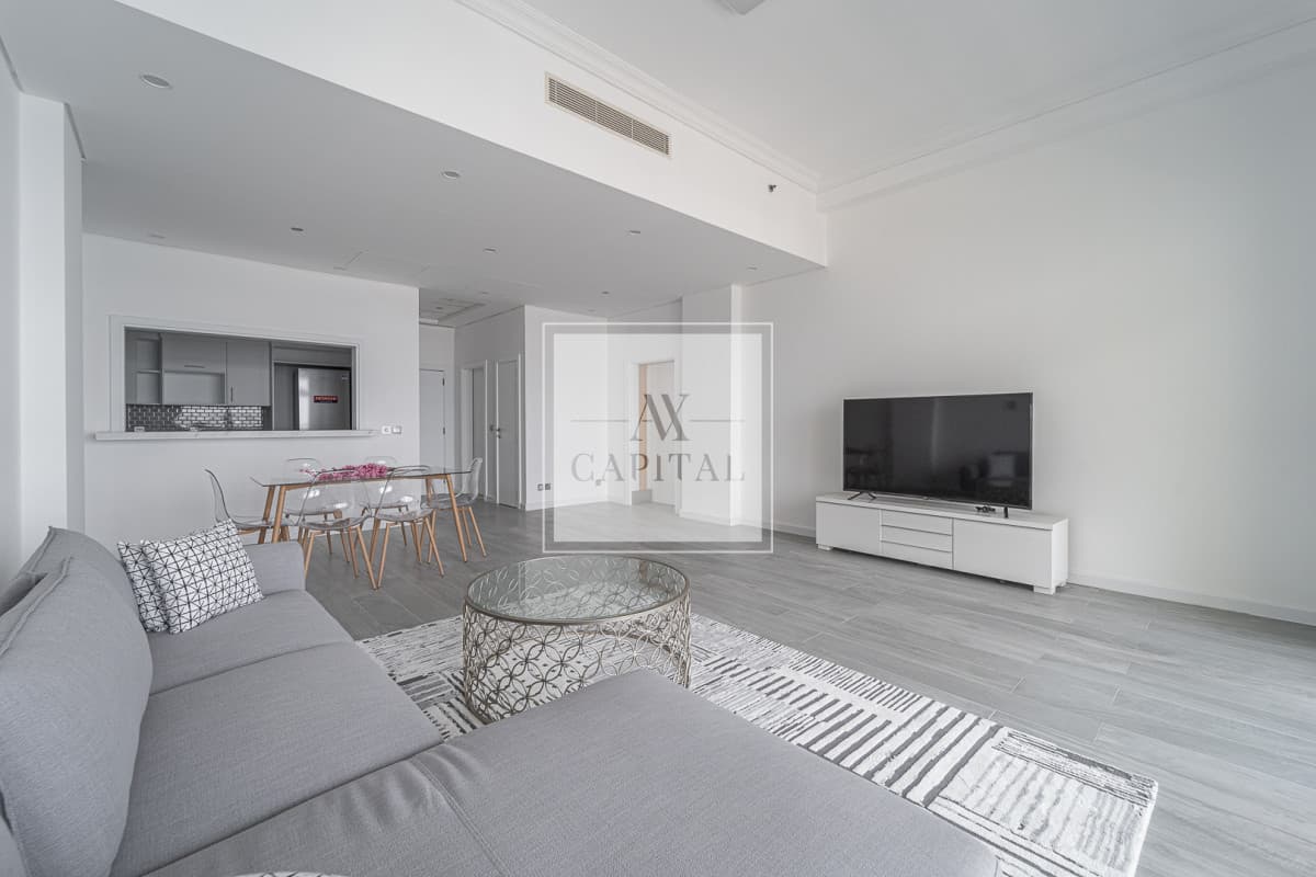 Penthouse Level | Fully Upgraded | Full Sea View - 2