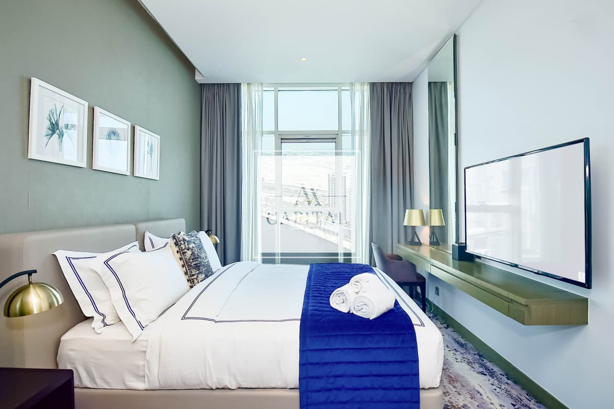 Vacant | Mid Floor | Fully furnished - 3