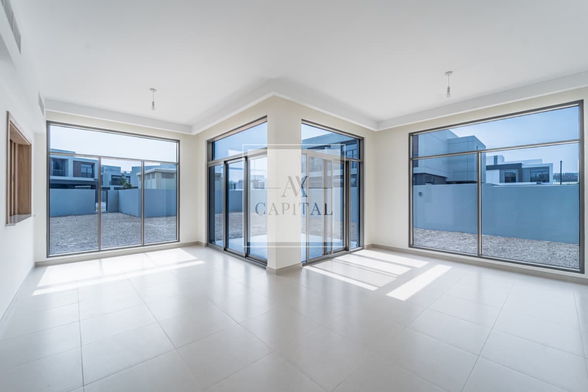 1 of 1 | Largest Plot | Corner Unit | Landscaped - 3