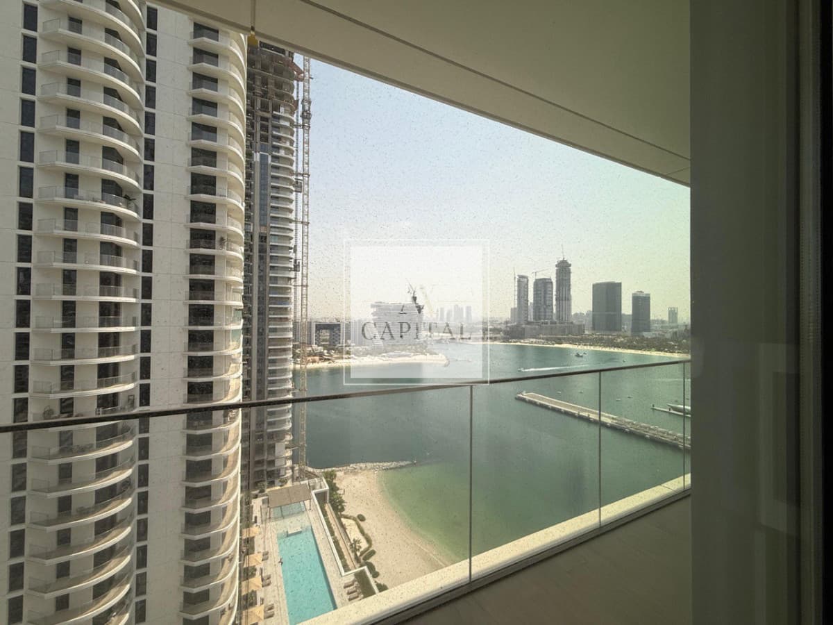 Modern 2BR | Private Balcony | Prime Location - 1