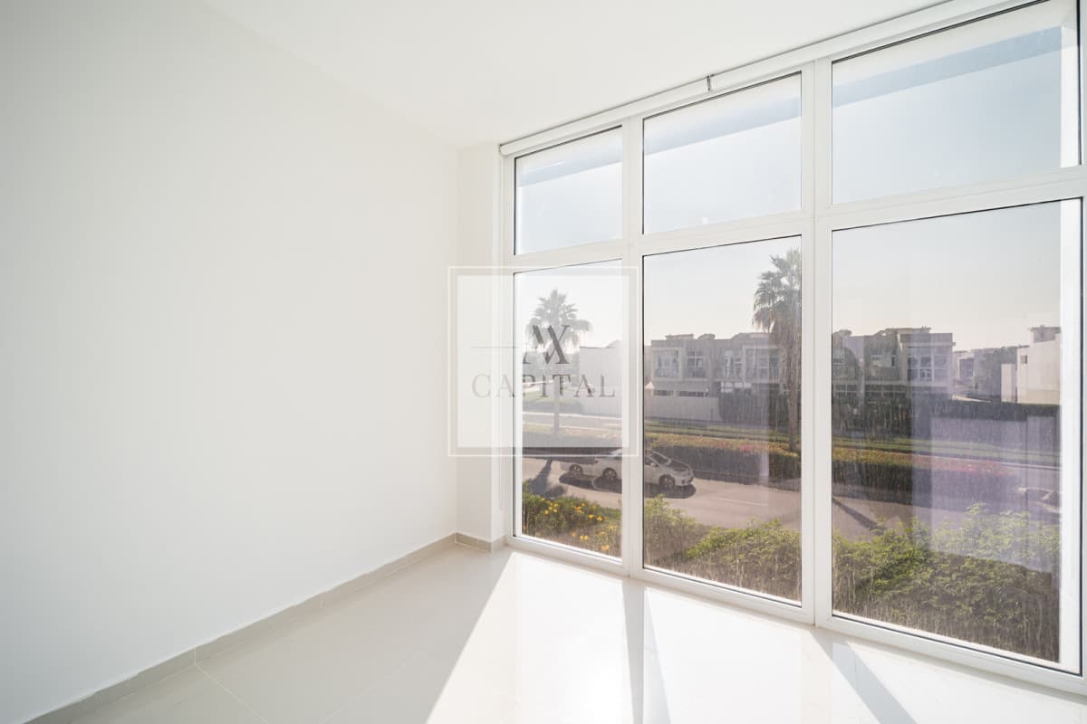 Exclusive | Ready To Move | Spacious - 3