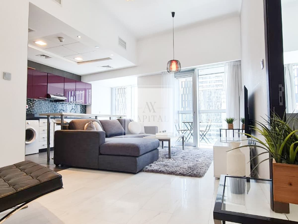Elegantly Furnished | Marina | Sea Views - 1
