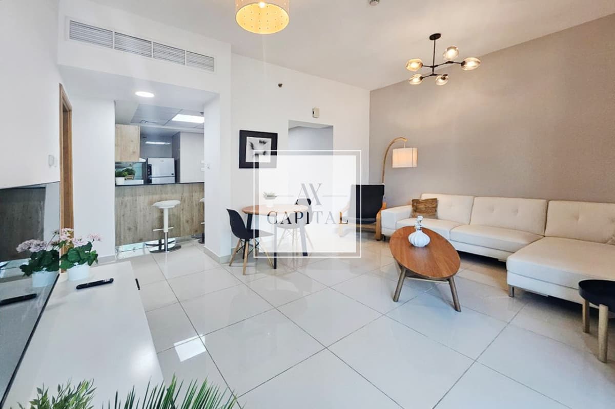 Elegant 1BR | Full Marina View | Furnished - 1