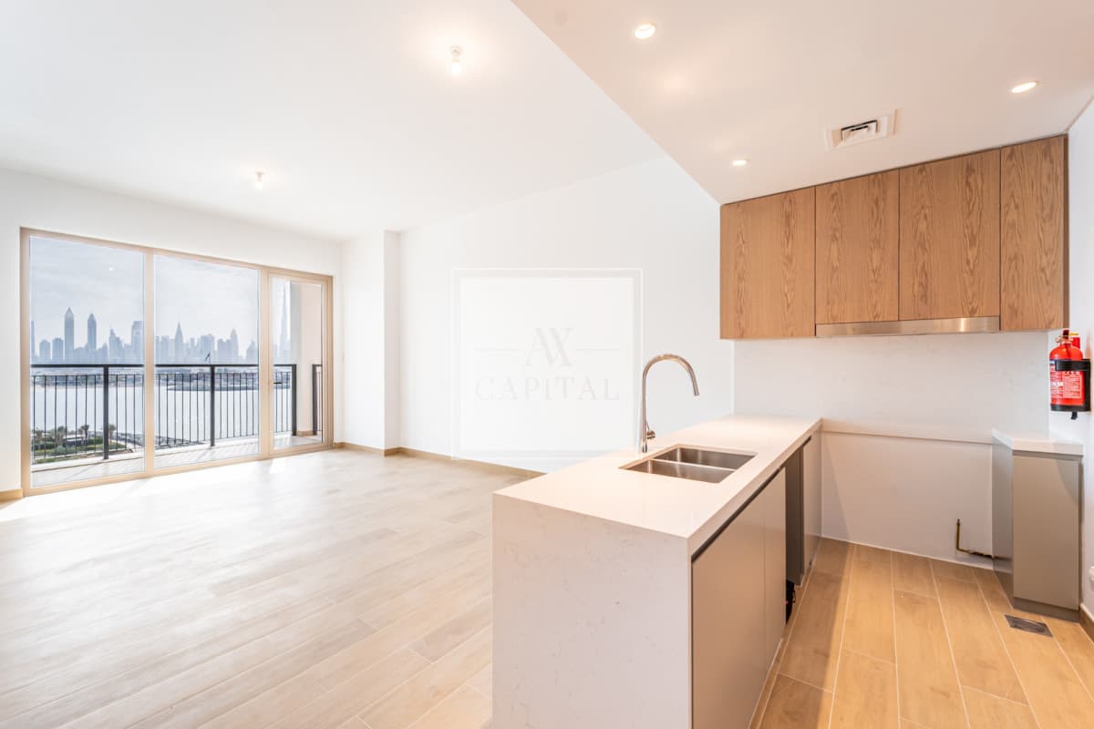 Sea View | Great Layout | Prime Location - 2
