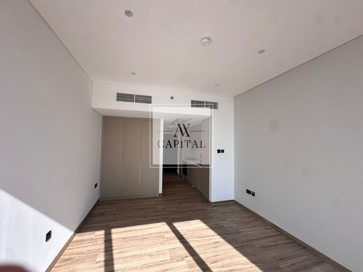 Modern |  Brand New | great view | Pets Friendly - 2
