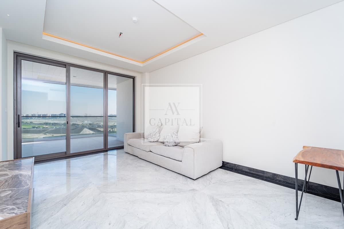 Vacant 1 BR | High end Facilities | Prime Location - 1