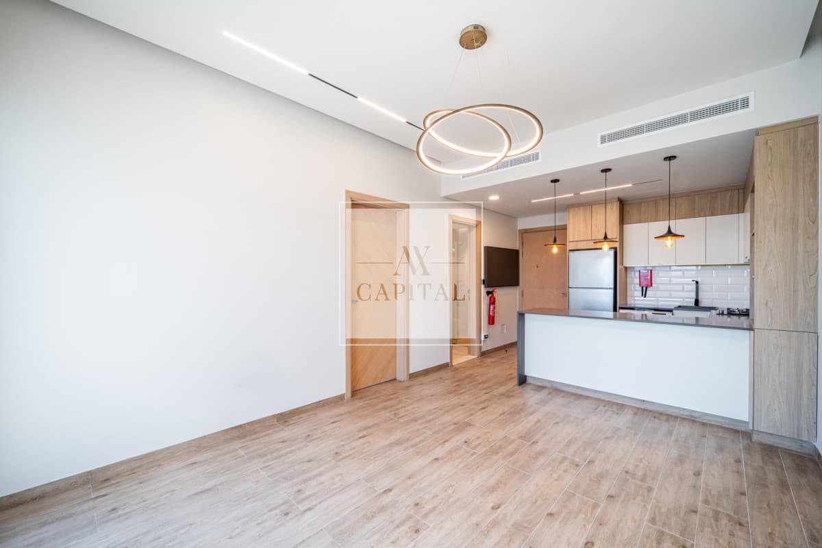 Brand New 1BR | Equipped kitchen | Great location - 3