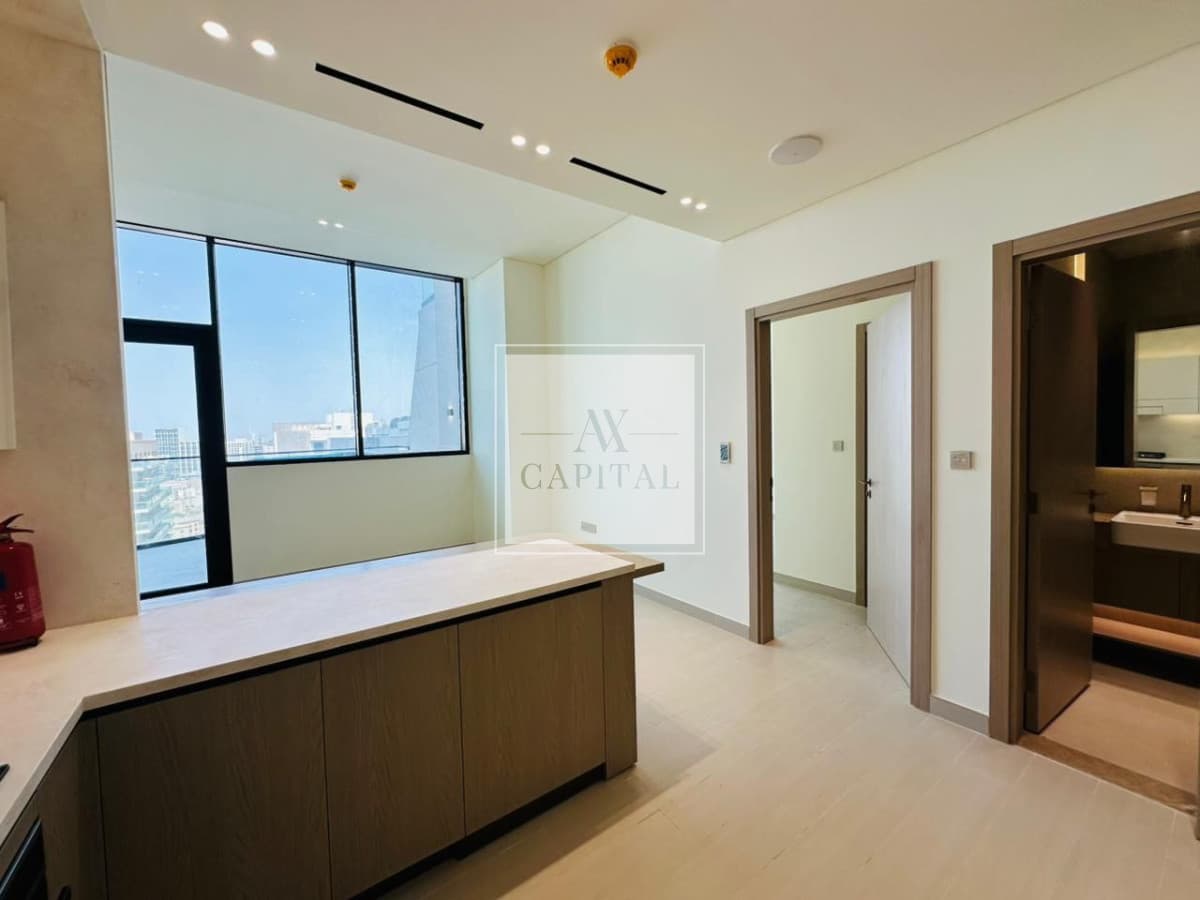 Luxury 1BR | Brand new | Ready to move - 2
