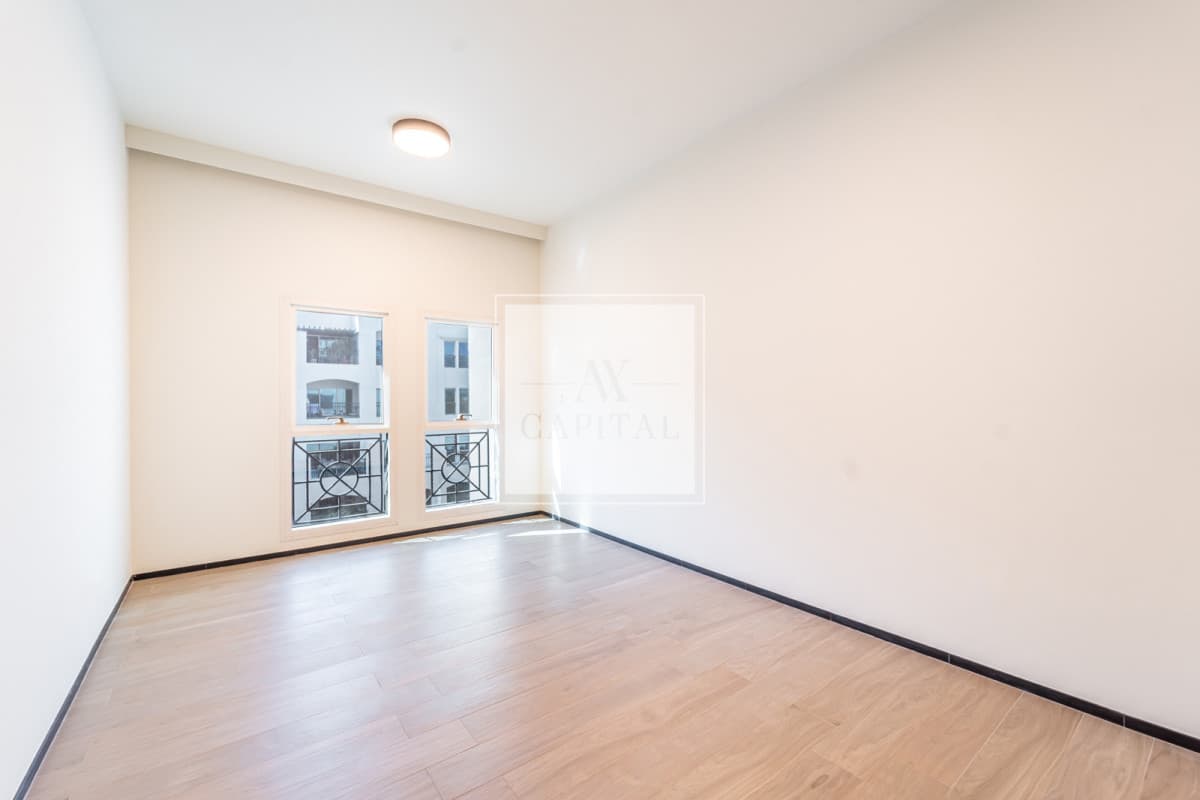 Pool View | Ready To Move In | Chiller Free - 2