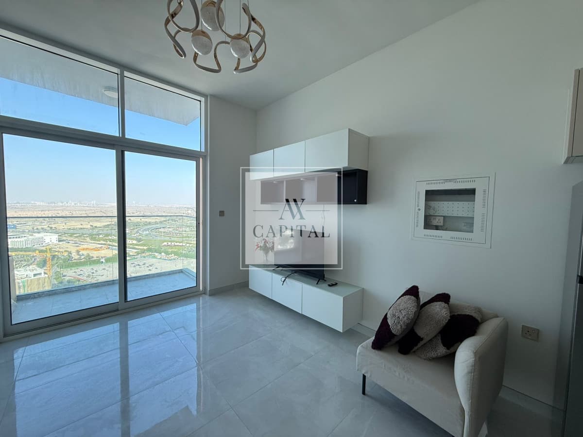 Vacant | Miracle Garden View | High Floor - 3