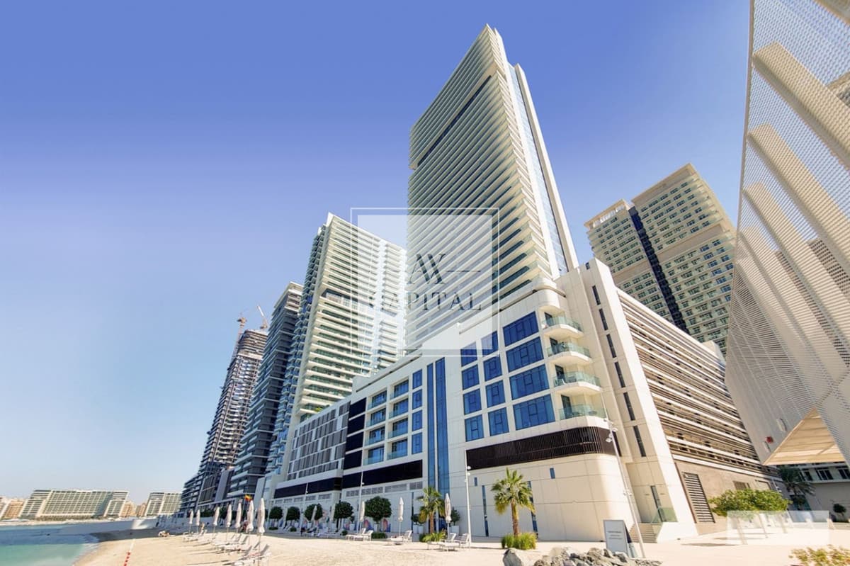 Elegantly furnished| Beach front view| Vacant
