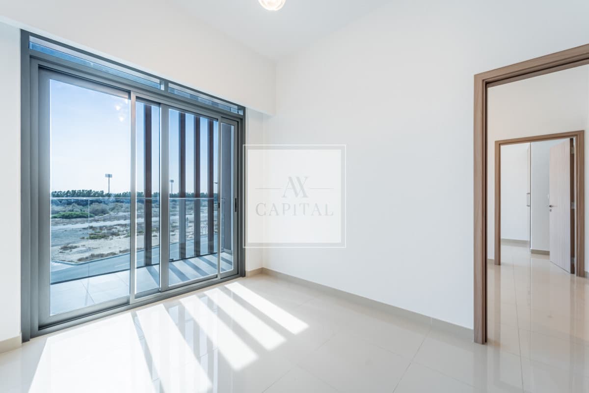 Multiple Cheques | Unique Deal | Luxurious unit - 1