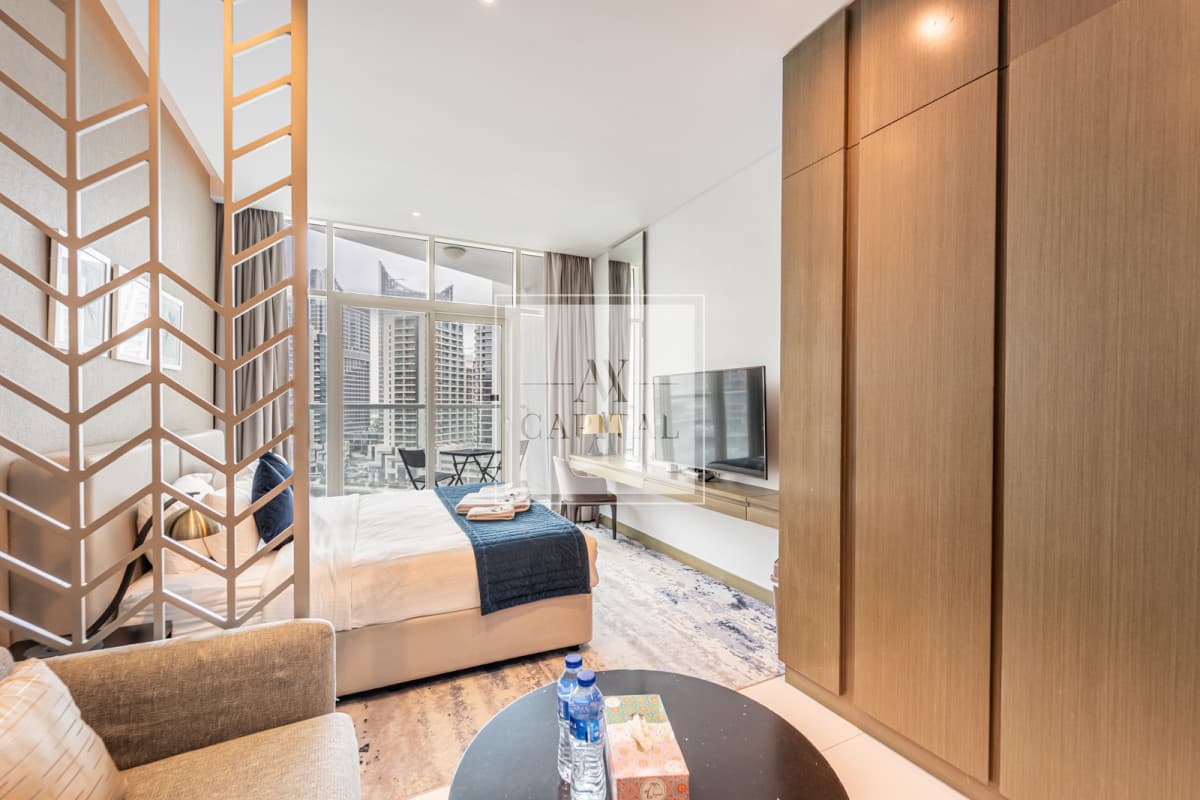 Canal Views | With Balcony | Prime Location - 2