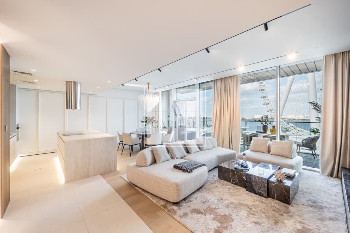 Upgraded Interior | Panoramic View | Spacious - 1