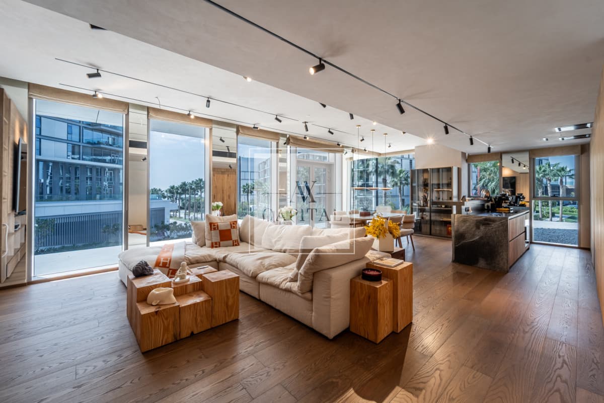 Spacious Layout | Fully Upgraded | Vacant - 2