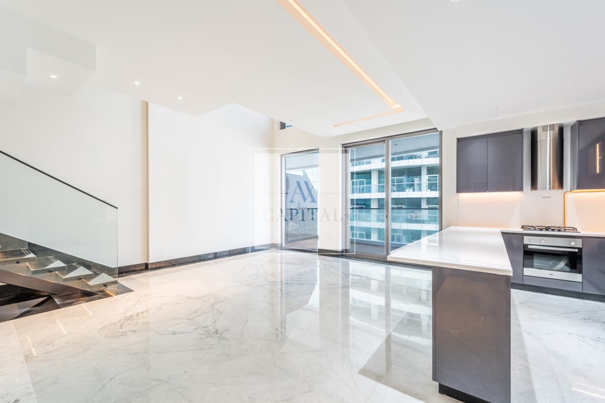 1BR Duplex | Luxurious | Private Jacuzzi - 2