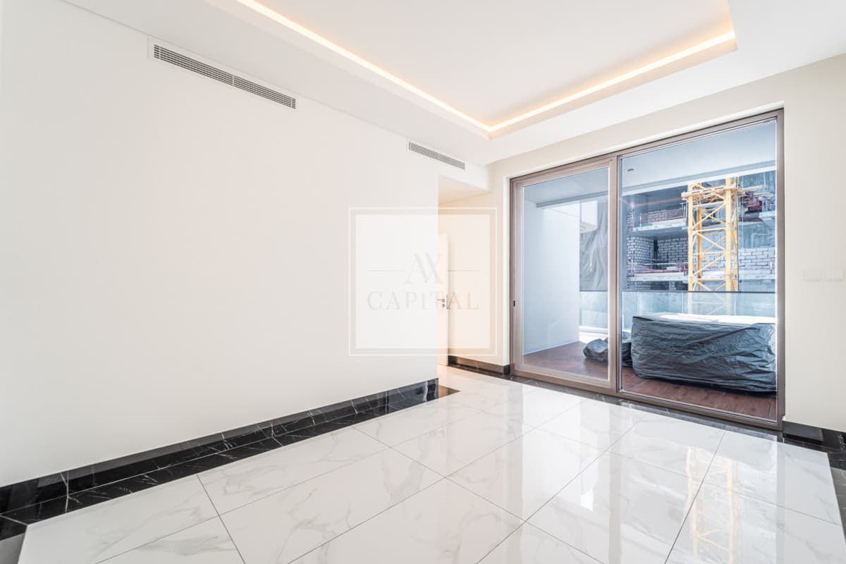 1BR Simplex | Canal View | Private Jacuzzi - 3