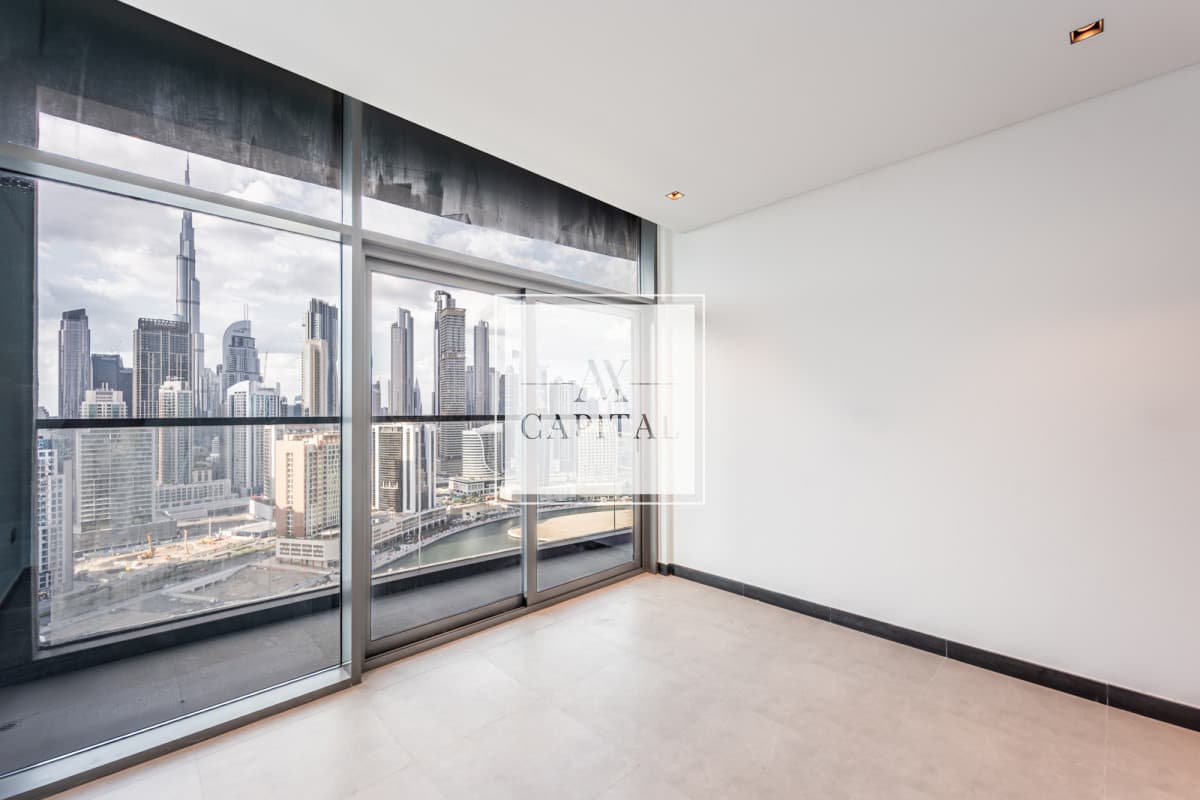 Burj Canal & Marasi Views | High Floor | VOT - 1