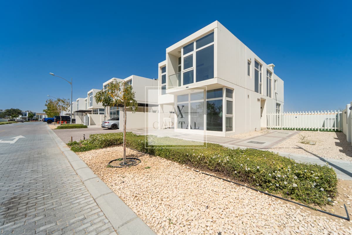 Single row | Ready to move | Bright and Spacious