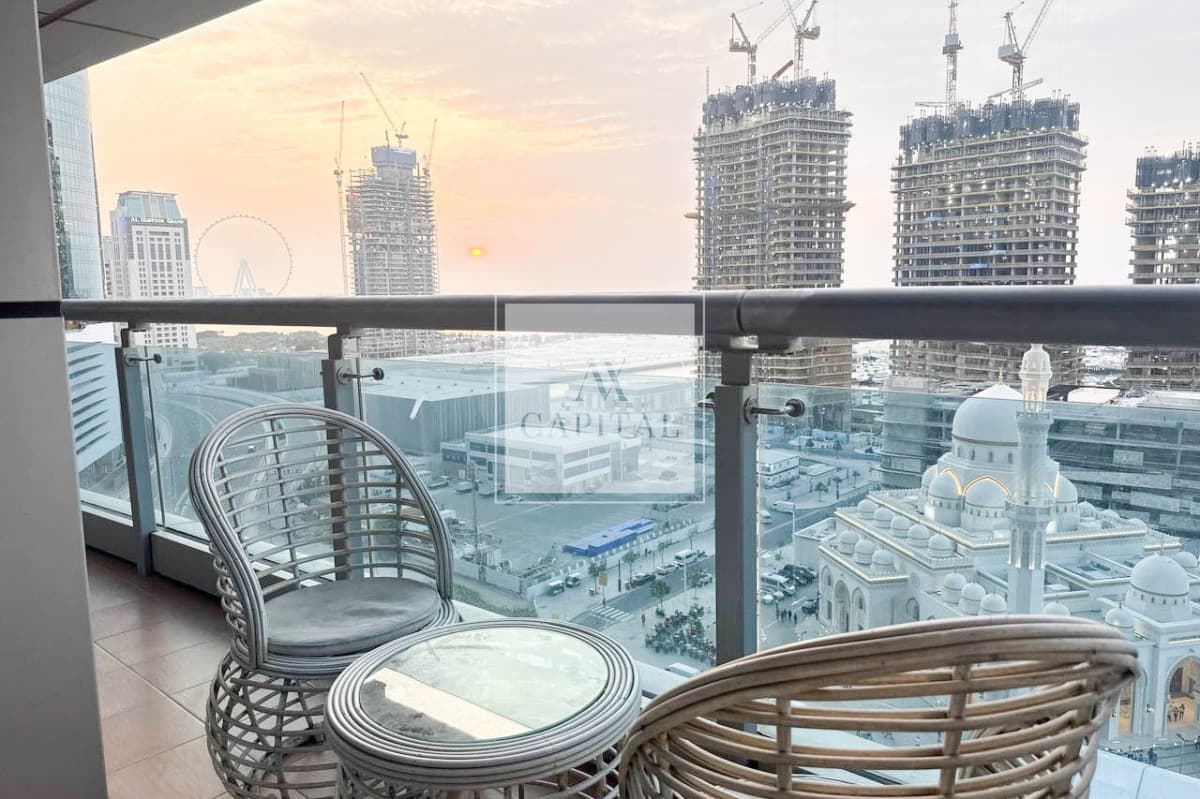 Fully Furnished | Prime Location| Ready to move
