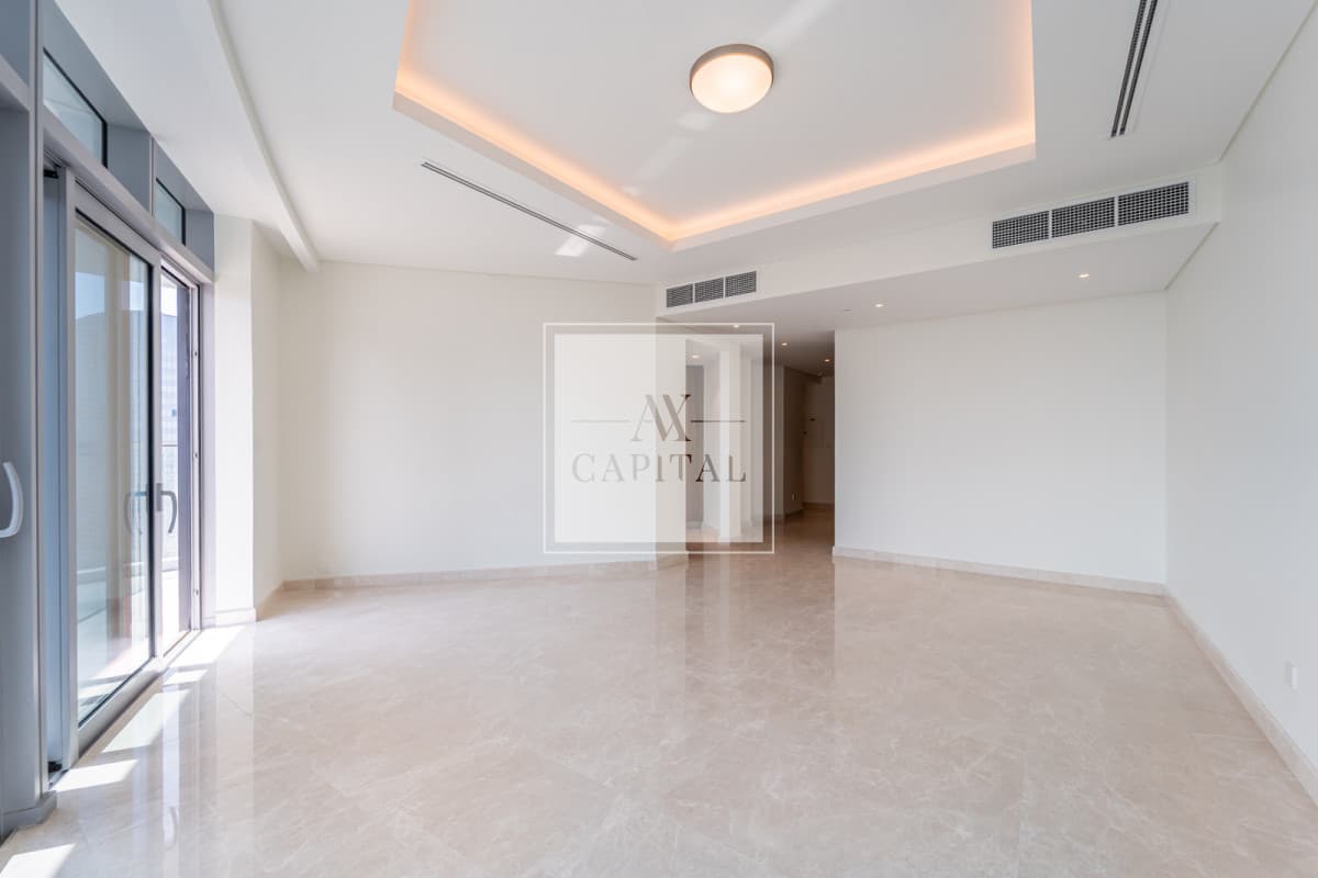 Canal View | High Floor | Luxurious Living - 2