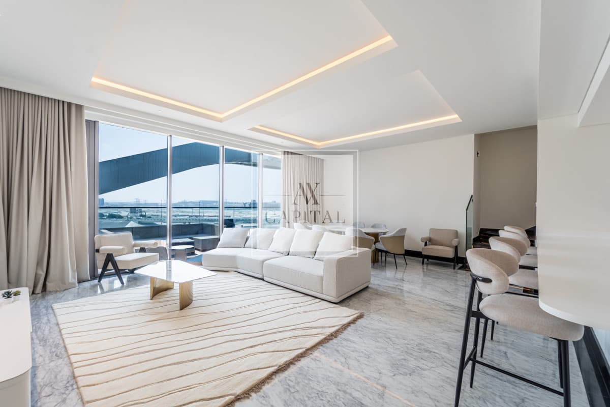 Spacious | Luxurious | Duplex | Jacuzzi | Vacant