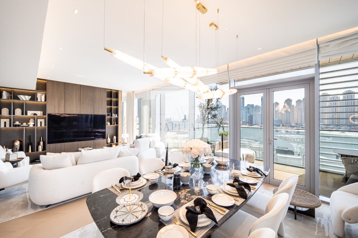 Upgraded | Great Layout | Ain Dubai View - 2