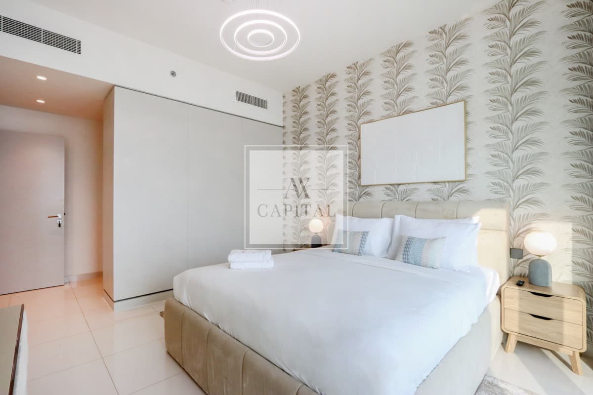 Beachfront Luxury | Elegant Furnished | Sea View - 3