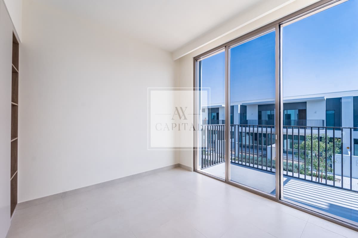 Single Row | Multiple options | Close to Pool - 3