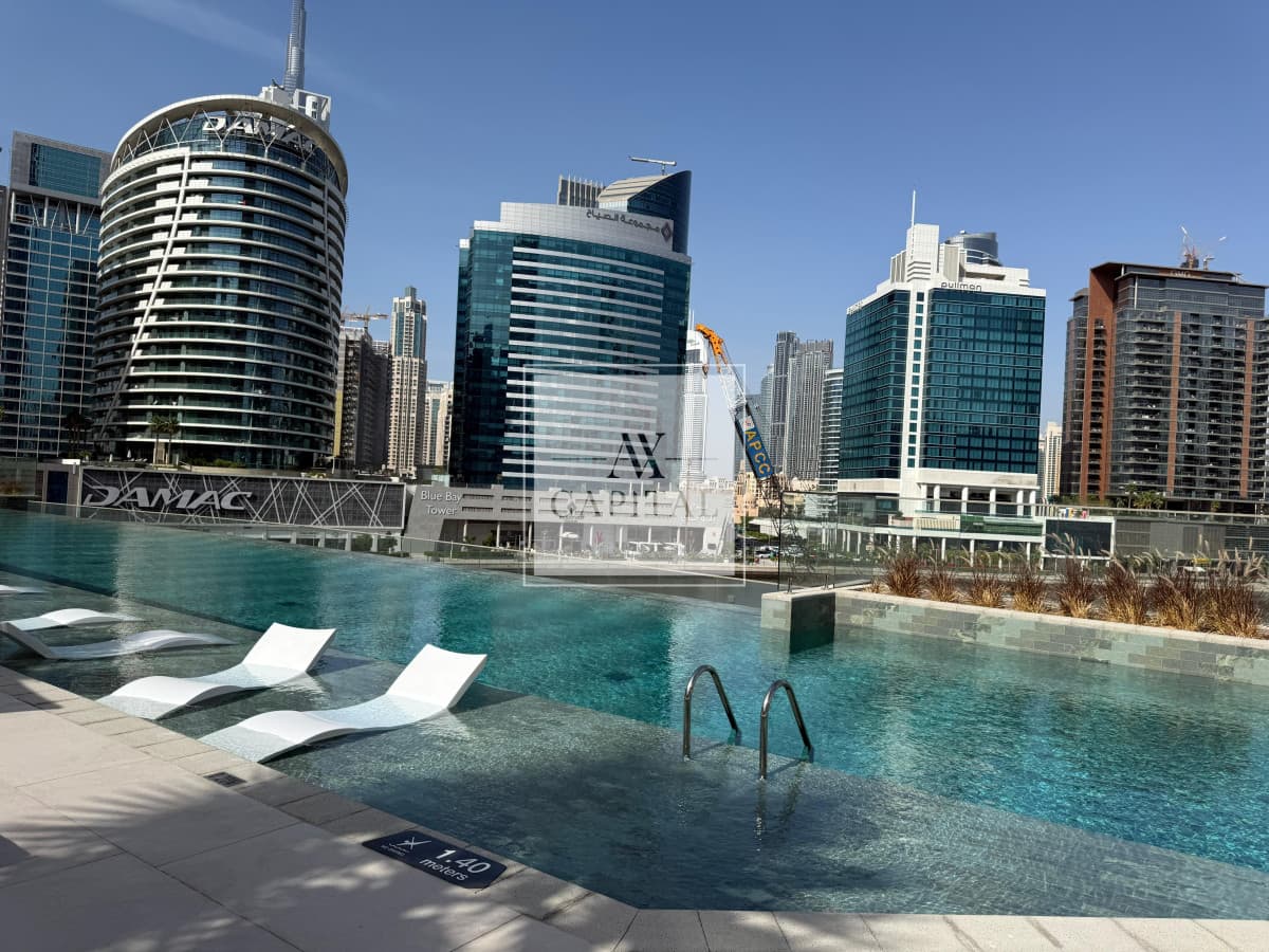 Peninsula three | Canal View | Close to Metro - 1
