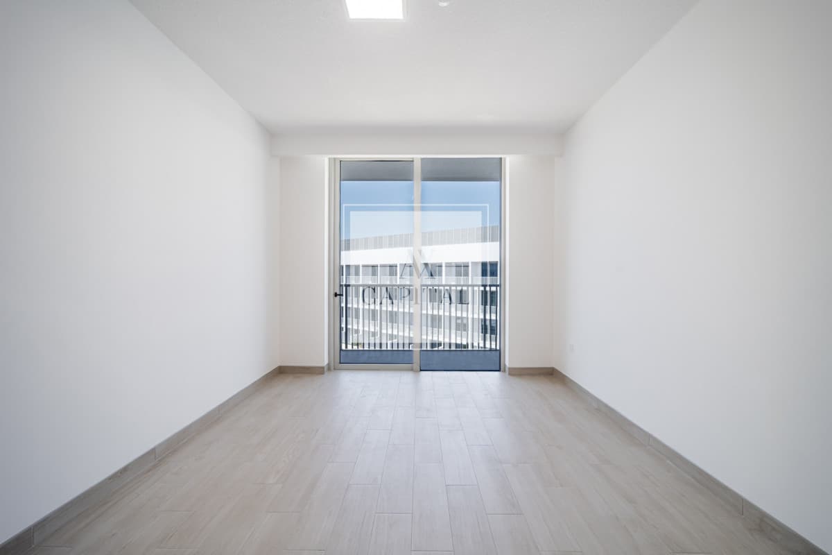 Spacious | Modern Living | Ready to move in - 2