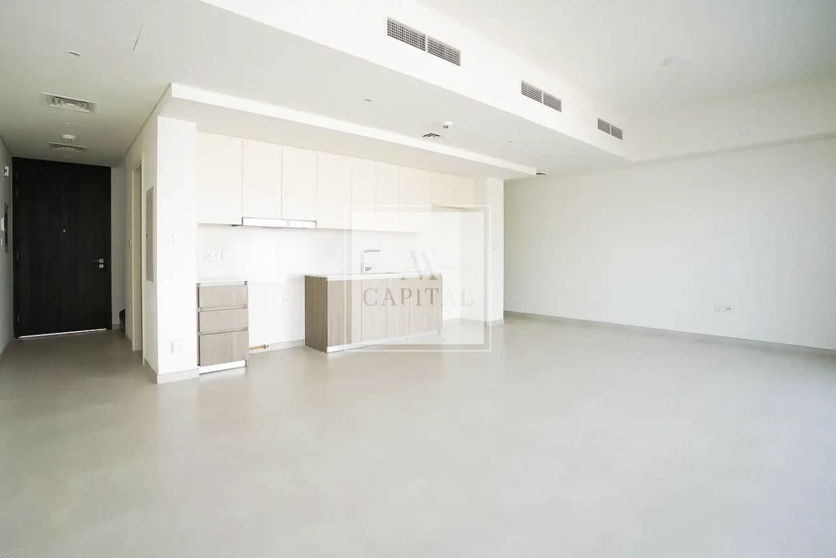 Park View | Middle Kitchen | Vastu | Available - 2
