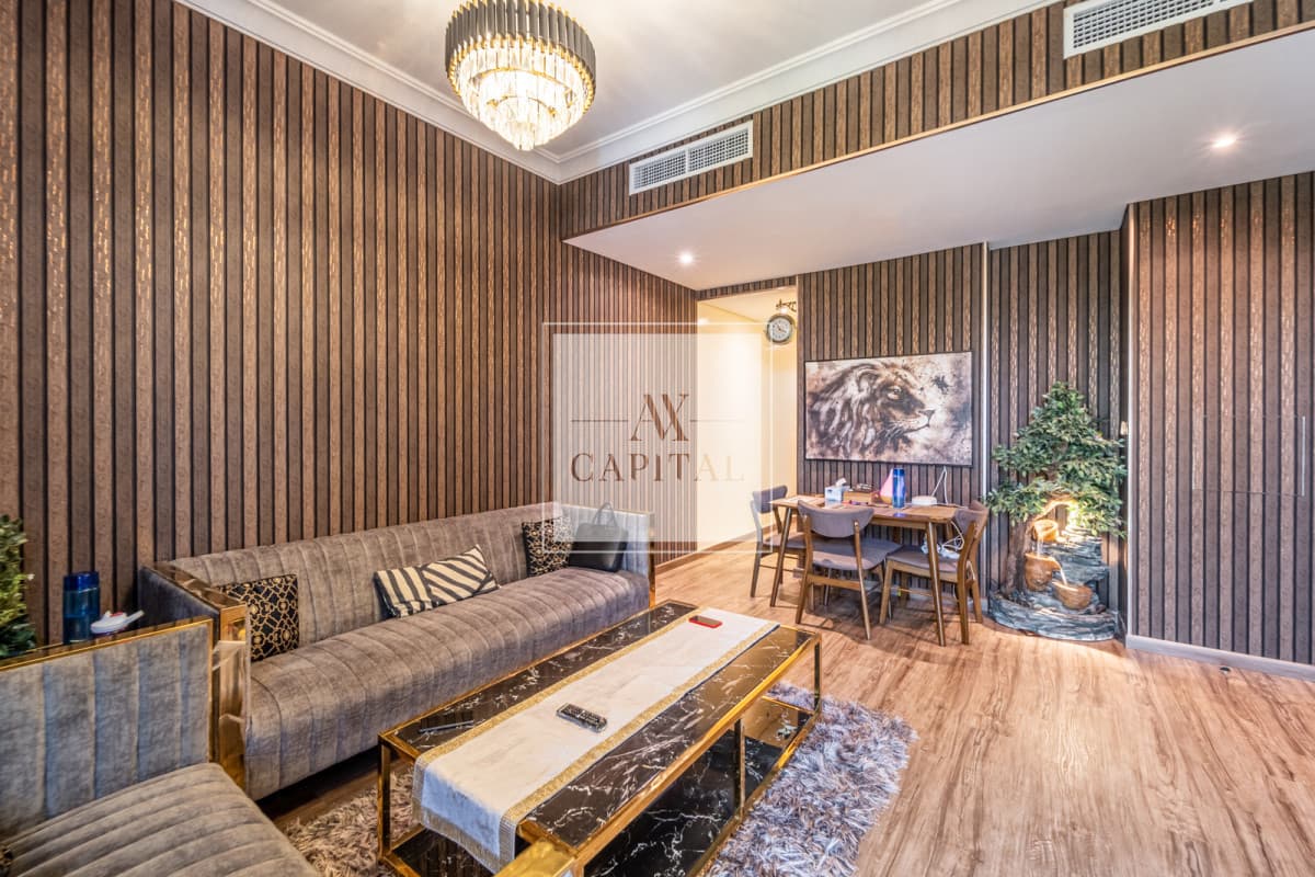 Furnished | Single Row | Vacant | Upgraded - 2