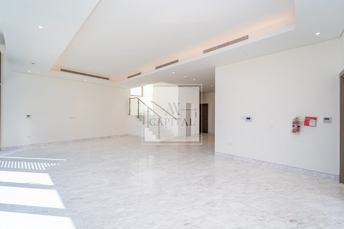New | Single Row | Lift | Pool | Skyline views - 3