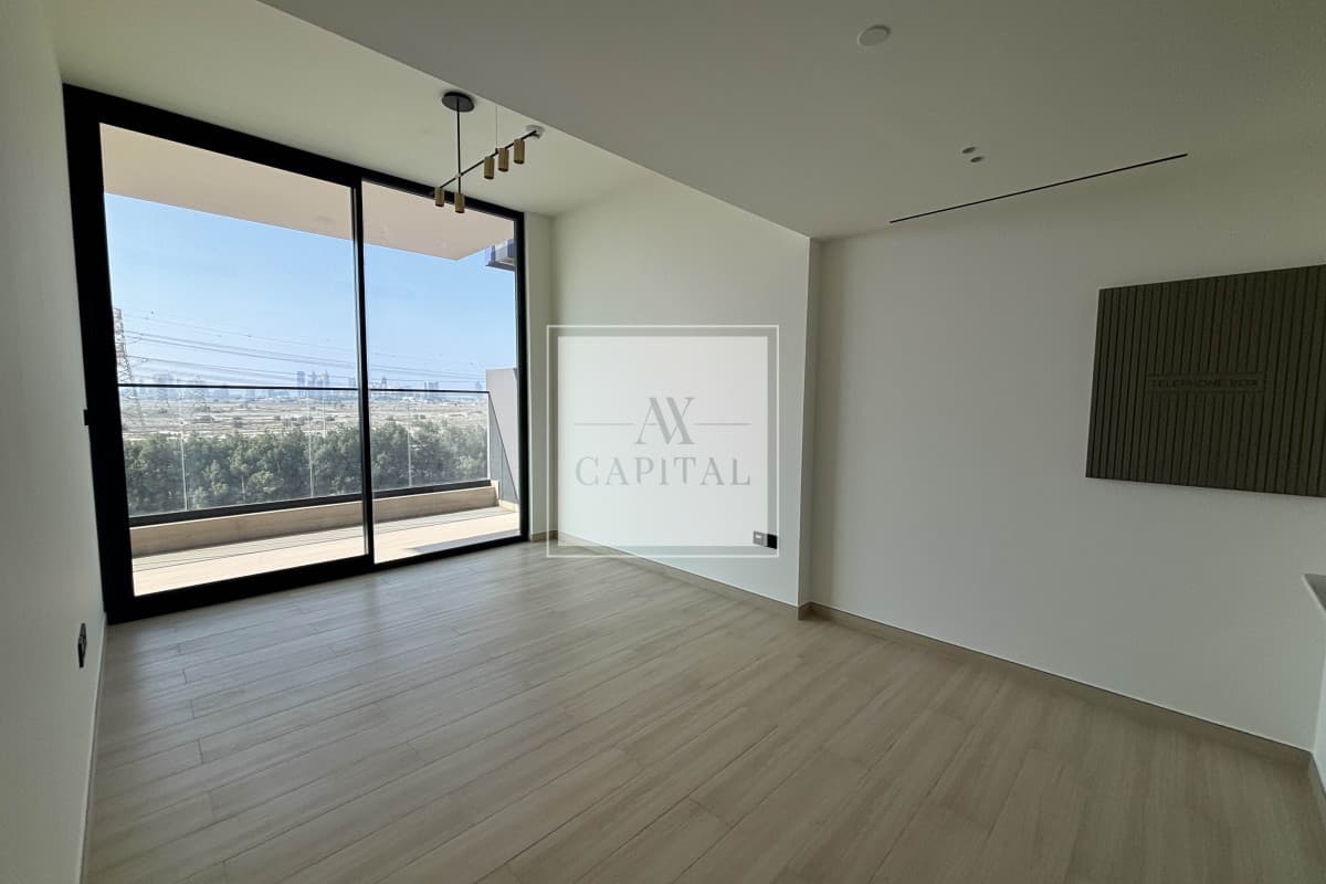 Vacant | Spacious | Flexible Cheques - 1