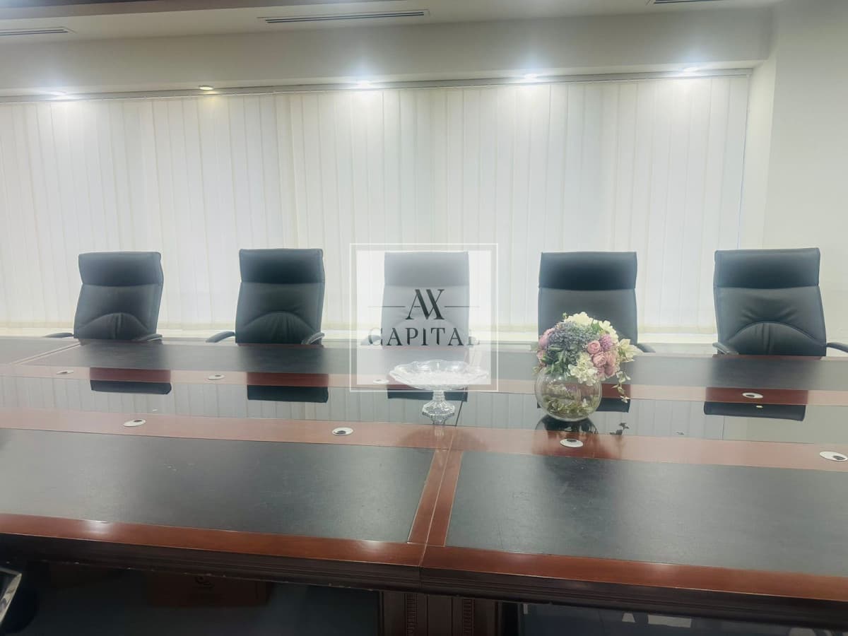 FURNISHED| BURJ KHALIFA VIEW | WR & PANTRY - 2