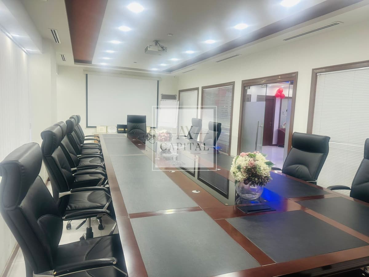 FURNISHED| BURJ KHALIFA VIEW | WR & PANTRY - 3