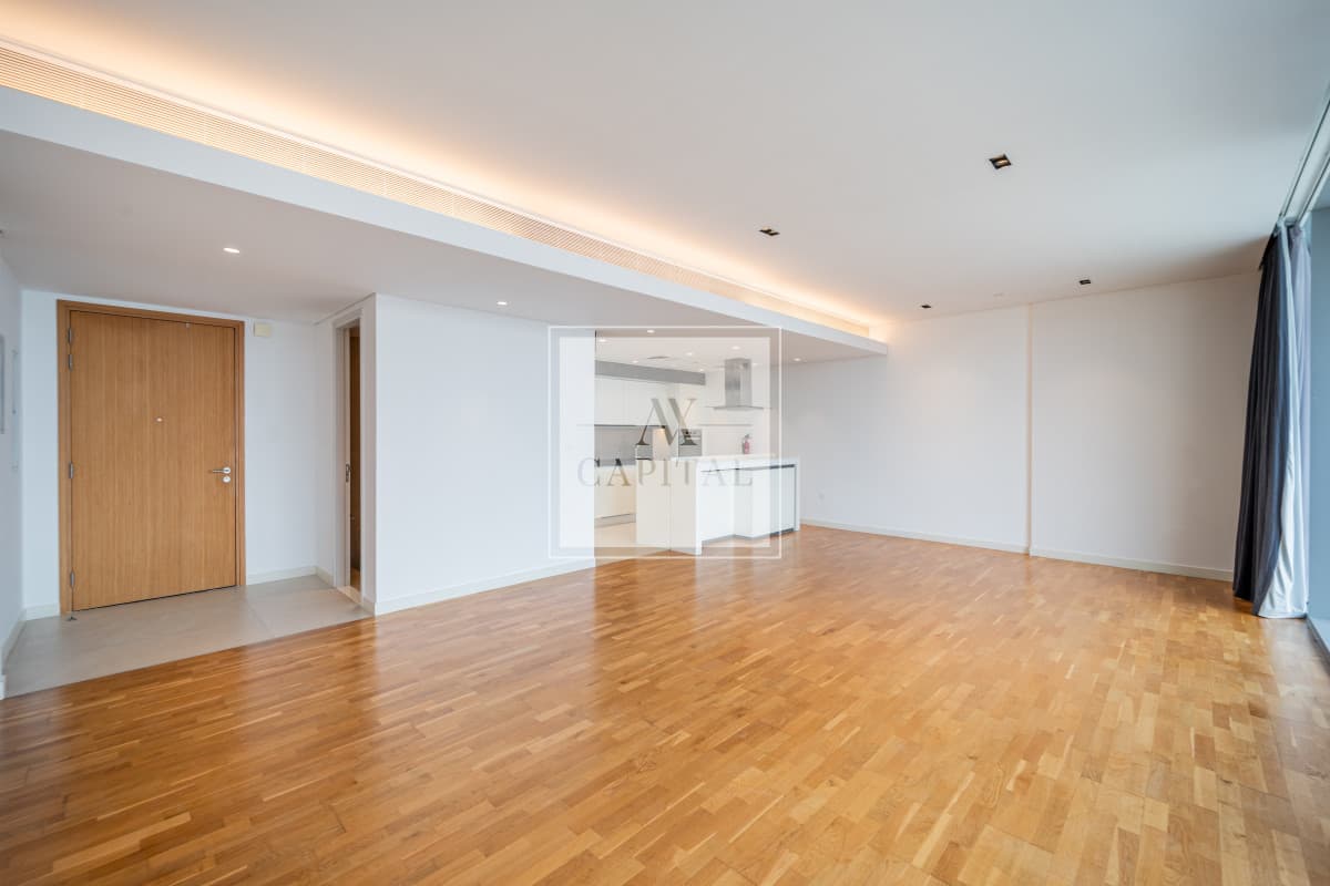 Great Layout | Spacious | Full Sea View - 2