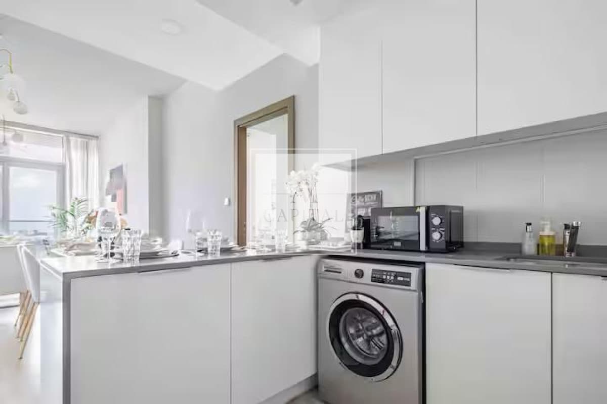 3BHK | Spacious | Luxurious | Bright | High Floor - 3