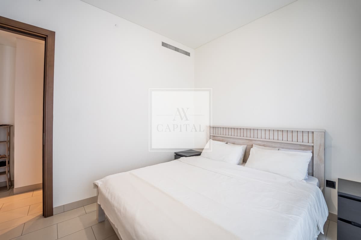 Furnished | Pool View | Bright Layout - 3
