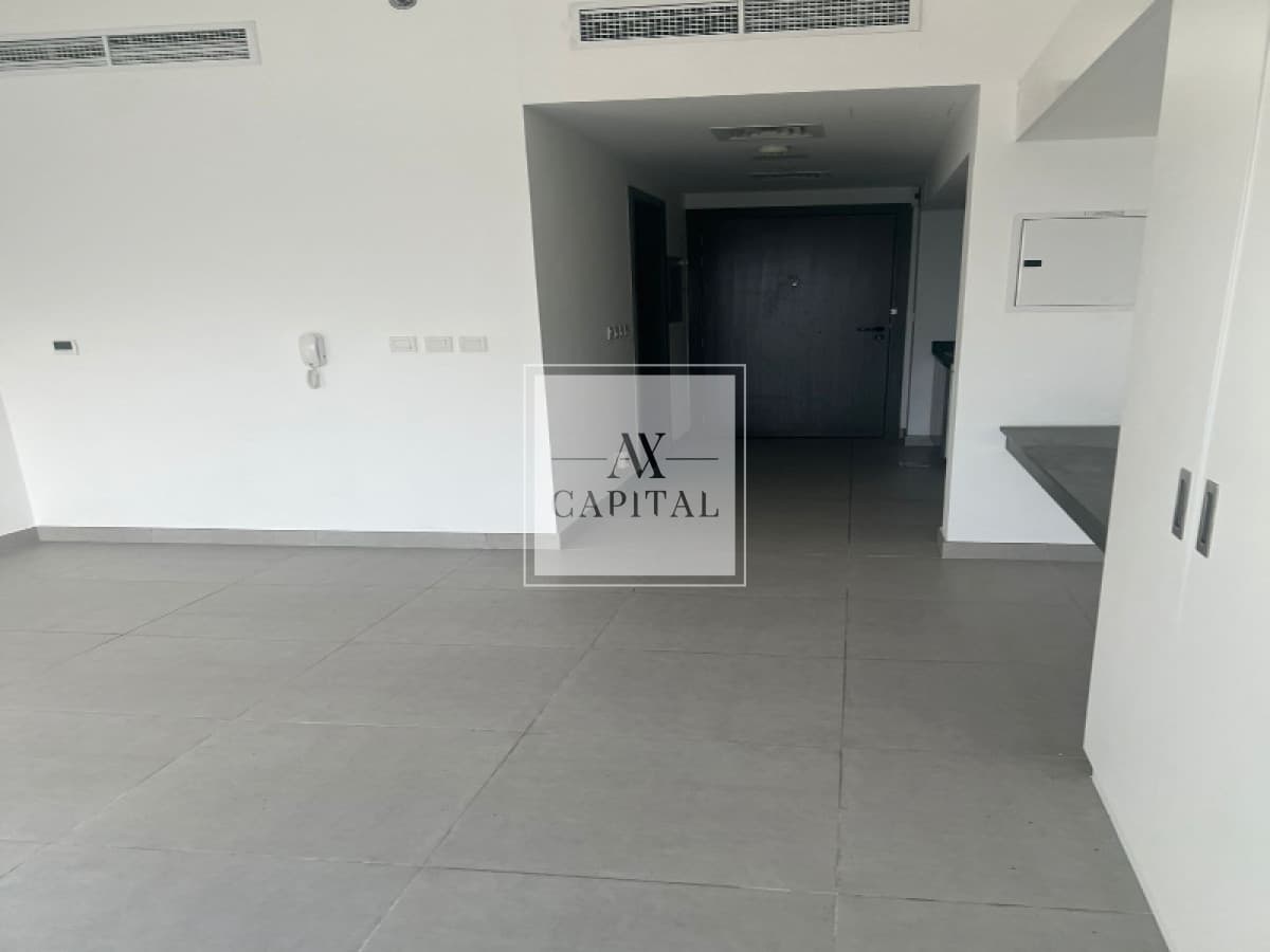 Smart Choice | Bright & Spacious | Well Priced - 2