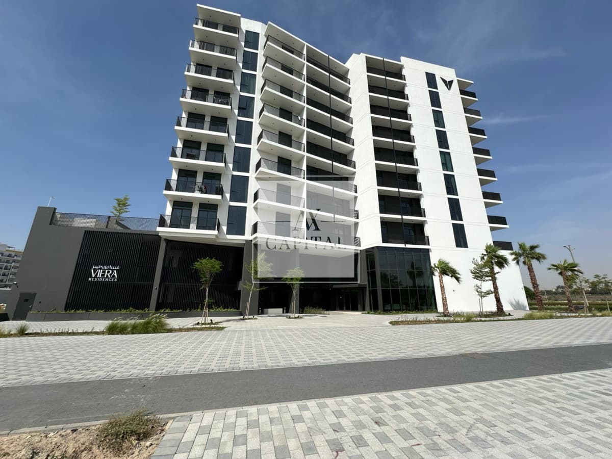 High Floor | Lake View | Big Balcony - 1