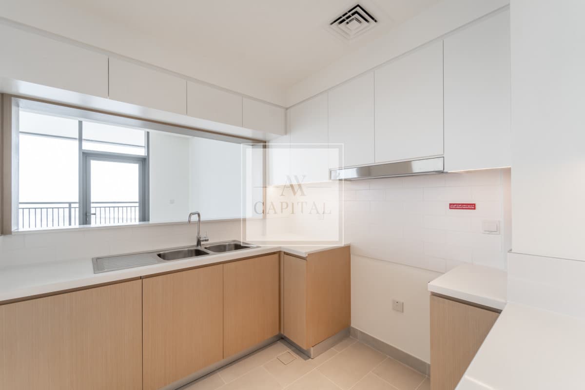 Chiller Free | Corner Unit | Sea View - 3