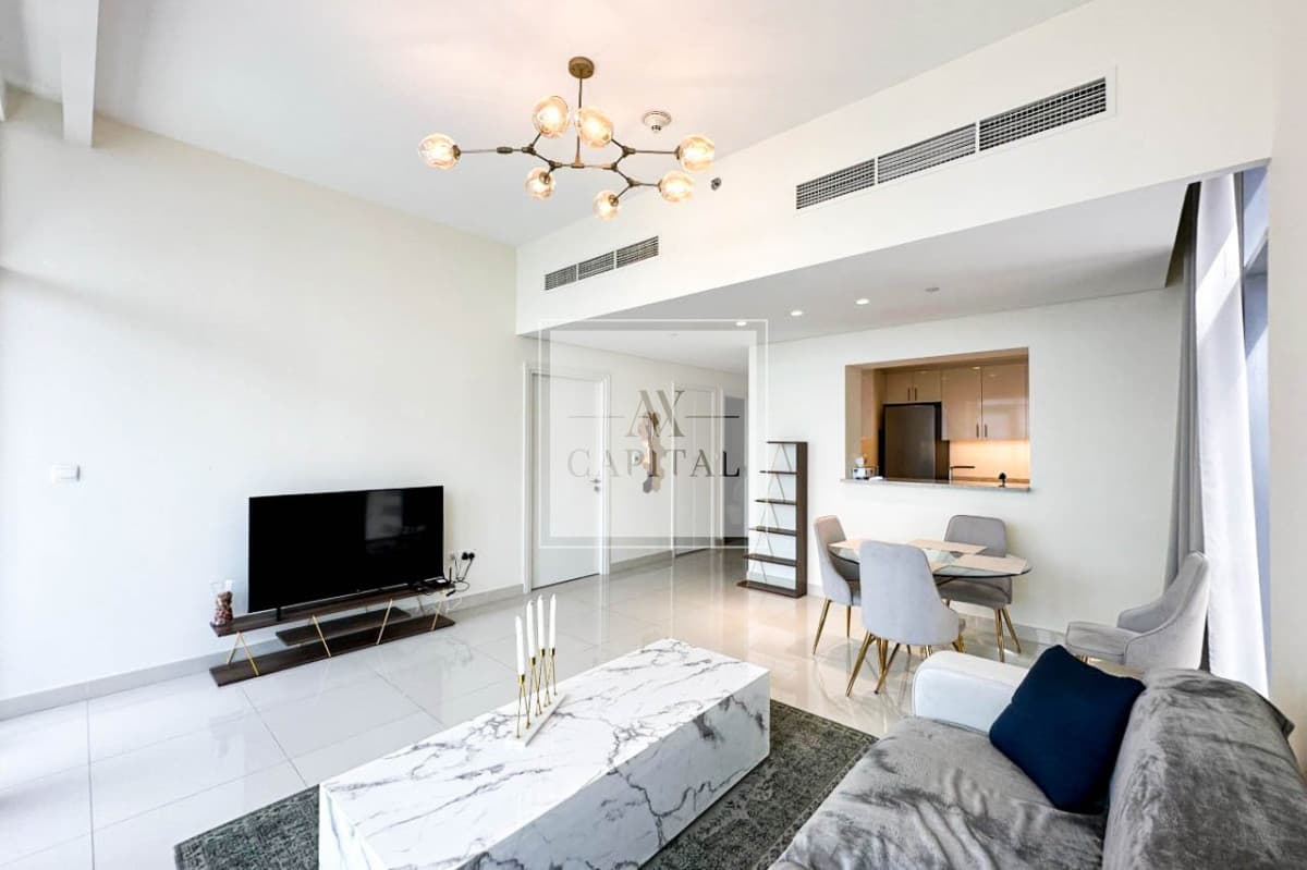 Prime Downtown Rental | Fully Furnished | Vacant - 3