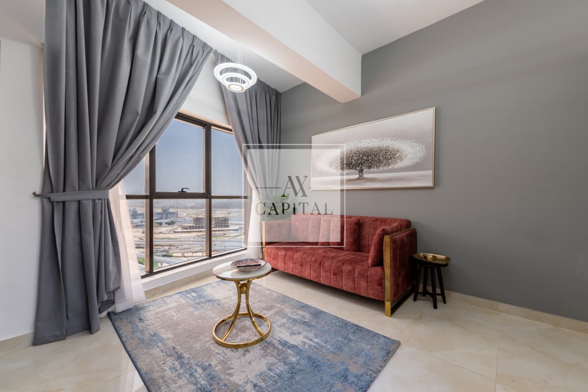 Fully Furnished | Upgraded | Balcony | High Floor - 1