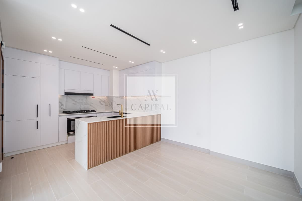LARGE LAYOUT | CORNER UNIT | PLUNGE POOL | BRIGHT - 2