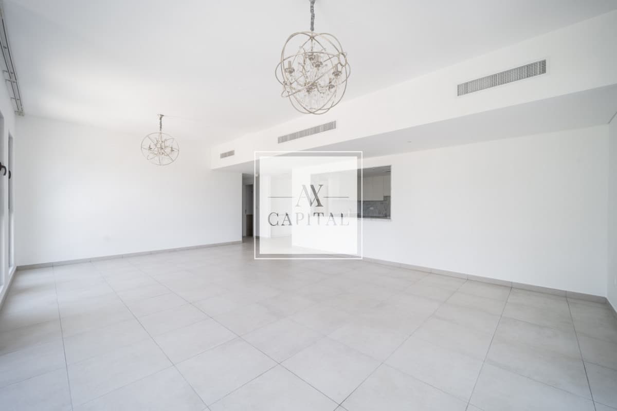 Vacant | 4BR + Maids | Burj Al Arab + Pool View - 2