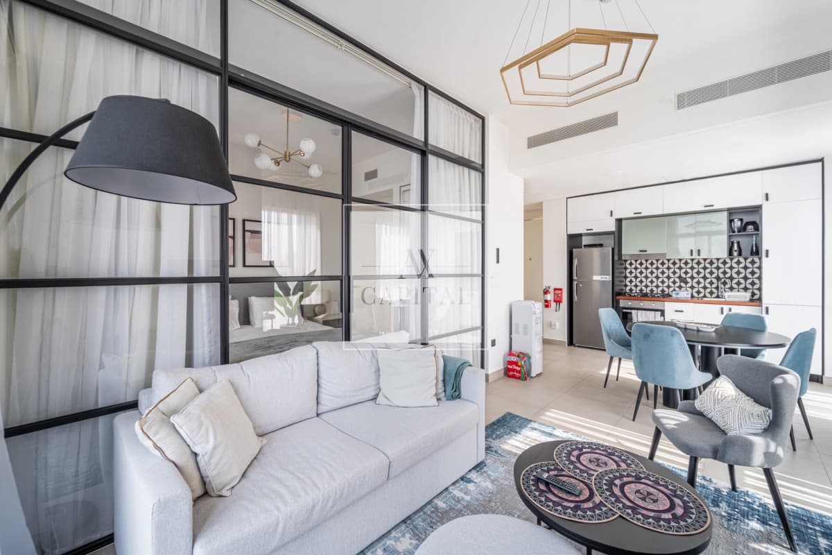 Fully Furnished | Corner | Sunset and Mall View - 3