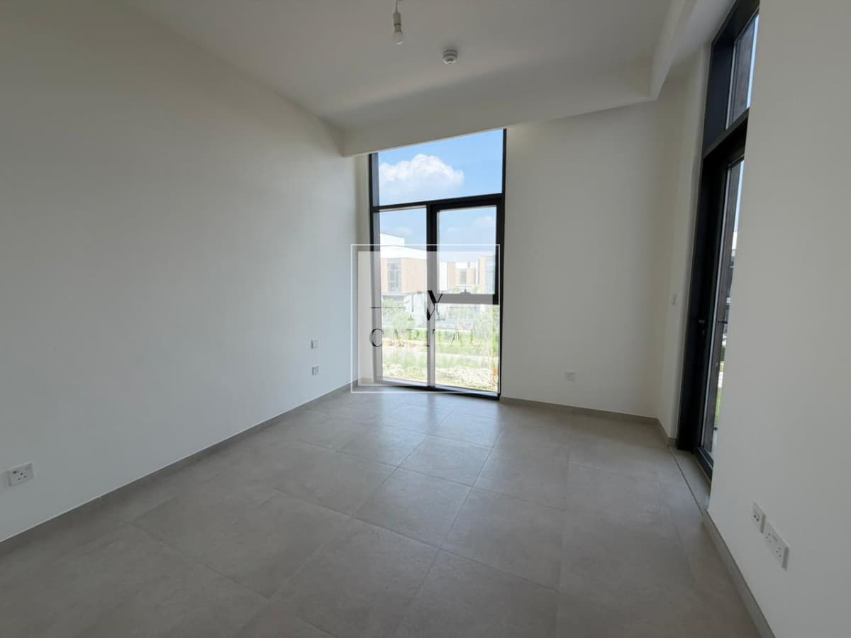 4BR Villa | Mudon Al Ranim | Family Home - 2